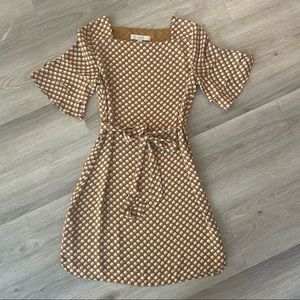 LOFT  yellow and white tiered sleeve dress XS